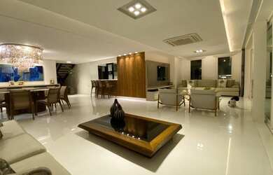 Imagem 11: CASA DE LUXO, MURO Alto!