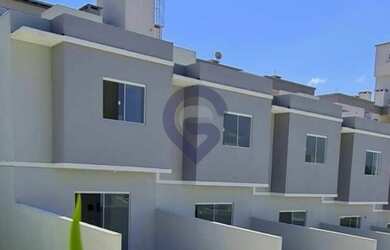 Imagem: A casa possui 2 Dormitórios, 1 Banheiro, 1 Vaga na garagem