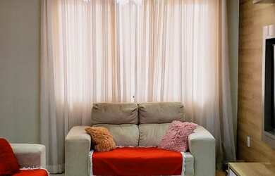 Imagem: A casa em condomínio possui 5 Dormitórios, 4 Banheiros, 4