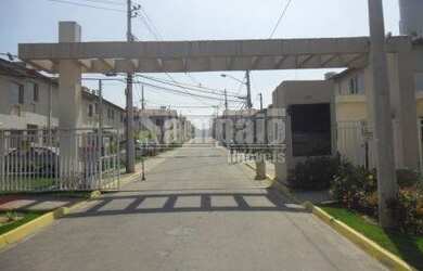 Imagem: A casa possui 2 Dormitórios, 2 Banheiros, 1 Vaga na garagem