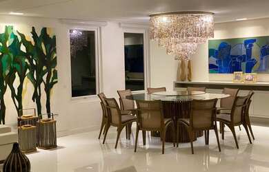 Imagem 10: CASA DE LUXO, MURO Alto!