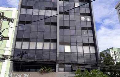 Imagem: O depósito possui 2 Vagas na garagem, 64m² de Área e está