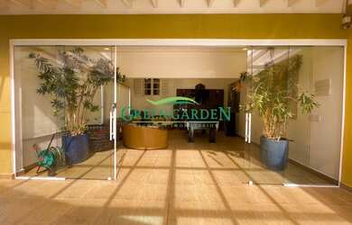 Imagem: A casa possui 5 Dormitórios, 5 Banheiros, 5 Vagas na garagem