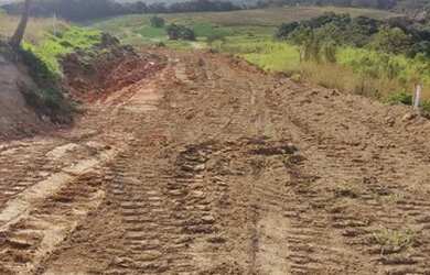 Imagem: O terreno possui 600m² de Área e está localizado em Centro