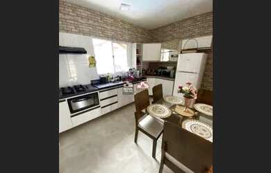 Imagem 2: Caraguatatuba - Casa Padrão - Balneário dos Golfinhos