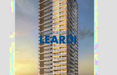 Imagem: O apartamento possui 3 Dormitórios, 3 Banheiros, 2 Vagas na