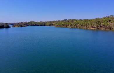 Imagem 4: Vendo Lotes no Condomínio Real Ville Gold , Lago Corumbá IV em Alexânia