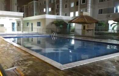 Imagem: O apartamento possui 2 Dormitórios, 1 Banheiro, 1 Vaga na garagem