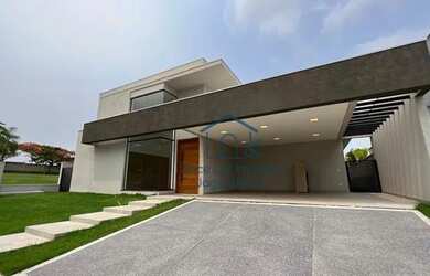 Imagem: A casa em condomínio à venda possui 3 Dormitórios, 4 Banheiros