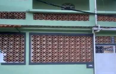 Imagem: A casa possui 2 Dormitórios, 1 Banheiro e está localizado