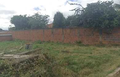 Imagem: A casa em condomínio possui 1 Dormitório, 1 Banheiro, 250m²