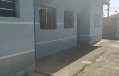 Imagem: A casa possui 2 Dormitórios, 1 Banheiro, 5 Vagas na garagem