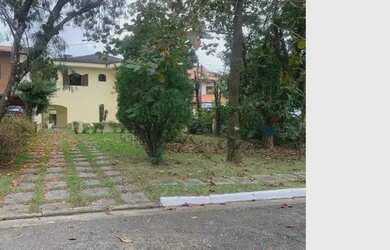 Imagem: A casa em condomínio possui 5 Dormitórios, 5 Banheiros, 5