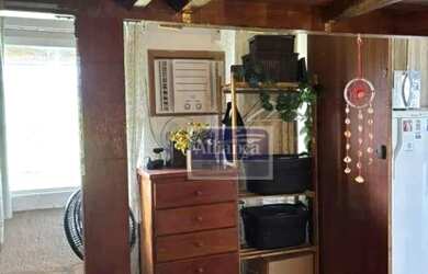 Imagem 16: Loft com 1 dormitório, varanda, churrasqueira, quintal e várias vagas...