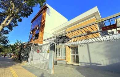 Imagem 2: Casa Residêncial ou Comercial a venda no Bairro Menino Deus por R$ 1.950.000