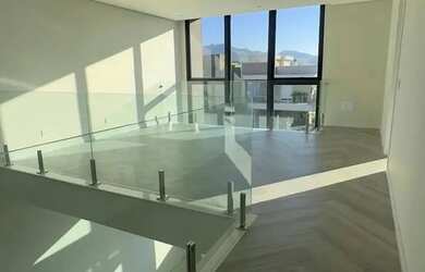 Imagem 6: Casa de Condomínio com 3 suítes, área gourmet, piscina e 4 vagas para venda com 436m²