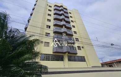 Imagem: O apartamento possui 3 Dormitórios, 1 Banheiro, 1 Vaga na garagem