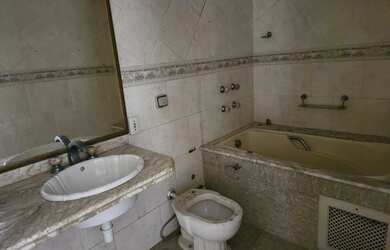 Imagem 13: Cobertura Duplex 5 suítes oportunidade 895 mil