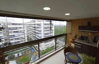 Imagem: O apartamento possui 3 Dormitórios, 2 Banheiros, 1 Vaga na