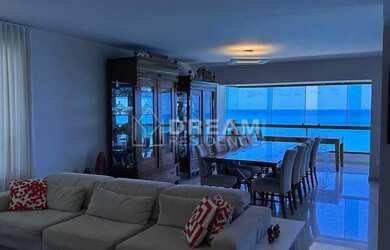 Imagem: O apartamento possui 4 Dormitórios, 3 Banheiros, 2 Vagas na