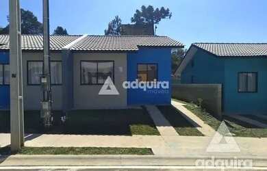 Imagem: A casa possui 2 Dormitórios, 1 Banheiro, 1 Vaga na garagem