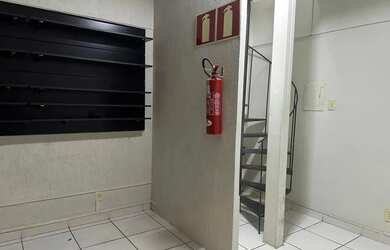 Imagem 3: SALA COMERCIAL PARA ALUGAR NO FUNCIONARIOS