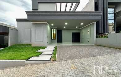 Imagem: A casa à venda possui 3 Dormitórios, 4 Banheiros, 2 Vagas