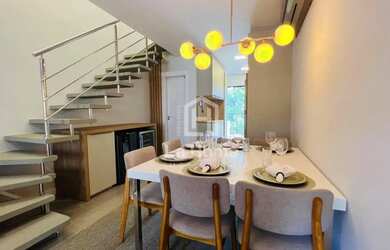 Imagem 5: Sobrado semi mobiliado com 02 suítes, 02 vagas de garagem e churrasqueira...