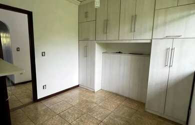 Imagem 7: Casa 3 quartos na Estrada do Monteiro em Campo Grande - Rio de Janeiro...