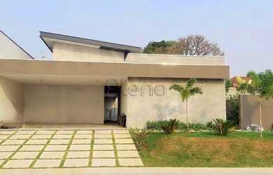 Imagem: A casa em condomínio possui 3 Dormitórios, 4 Banheiros, 4