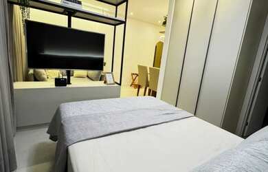 Imagem: O studio possui 1 Dormitório, 1 Banheiro, 1 Vaga na garagem