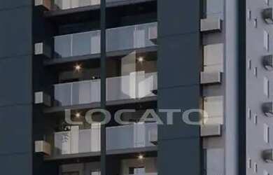 Imagem: O apartamento possui 3 Dormitórios, 1 Banheiro, 2 Vagas na