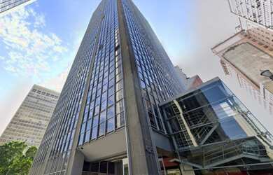 Imagem: O depósito possui 1 Vaga na garagem, 926m² de Área e está