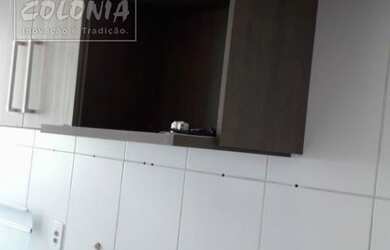 Imagem: O apartamento possui 2 Dormitórios, 1 Banheiro, 1 Vaga na garagem