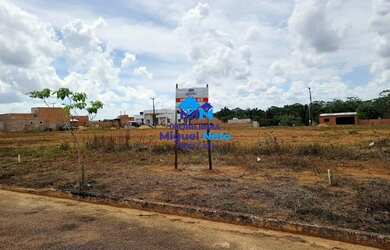 Imagem: O terreno possui 300m² de Área e está localizado em Aponiã