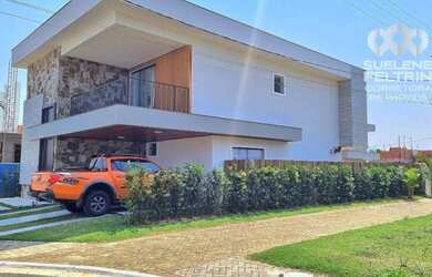 Imagem: A casa em condomínio possui 5 Dormitórios, 5 Banheiros, 4