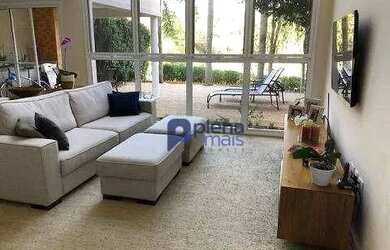 Imagem: A casa em condomínio possui 2 Dormitórios, 4 Banheiros, 2