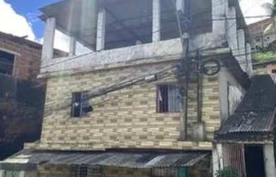 Imagem: A casa possui 2 Dormitórios, 1 Banheiro e está localizado