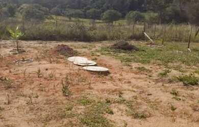 Imagem 5: Casa em Araruama. 330m² de Área, 4 Vagas na garageme2 Dormitórios