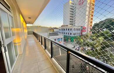 Imagem: O apartamento possui 3 Dormitórios, 3 Banheiros, 1 Vaga na