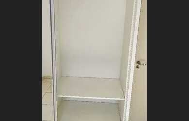 Imagem: O apartamento para alugar possui 2 Dormitórios, 1 Banheiro