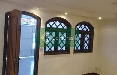 Imagem: A casa possui 3 Dormitórios, 2 Banheiros, 1 Vaga na garagem