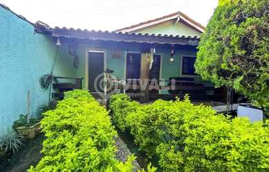 Imagem: A casa possui 1 Dormitório, 1 Banheiro, 1 Vaga na garagem e