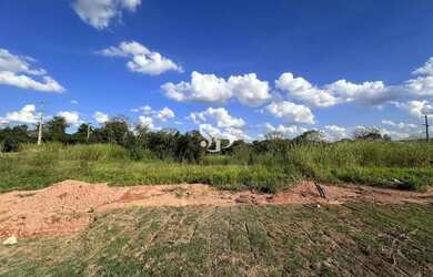 Imagem: O terreno à venda possui 1014m² de Área e está localizado