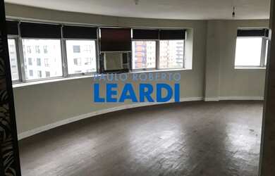 Imagem: O depósito possui 112m² de Área e está localizado em Bairro