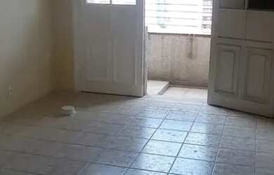 Imagem: O depósito possui 32m² de Área e está localizado em Centro