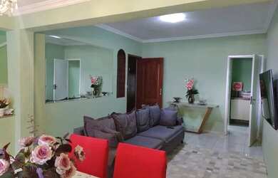 Imagem: A casa em condomínio possui 4 Dormitórios, 5 Banheiros, 4