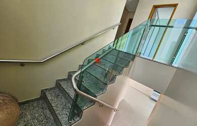 Imagem 16: Casa Duplex no Reserva das Flores com 3 Suítes Semimobiliada, todas com Varanda