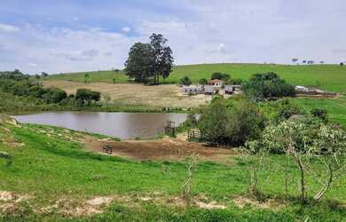 Imagem: A fazenda possui 2.770.000m² de Área e está localizado em