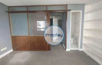 Imagem: O depósito possui 1 Vaga na garagem e 33m² de Área e está